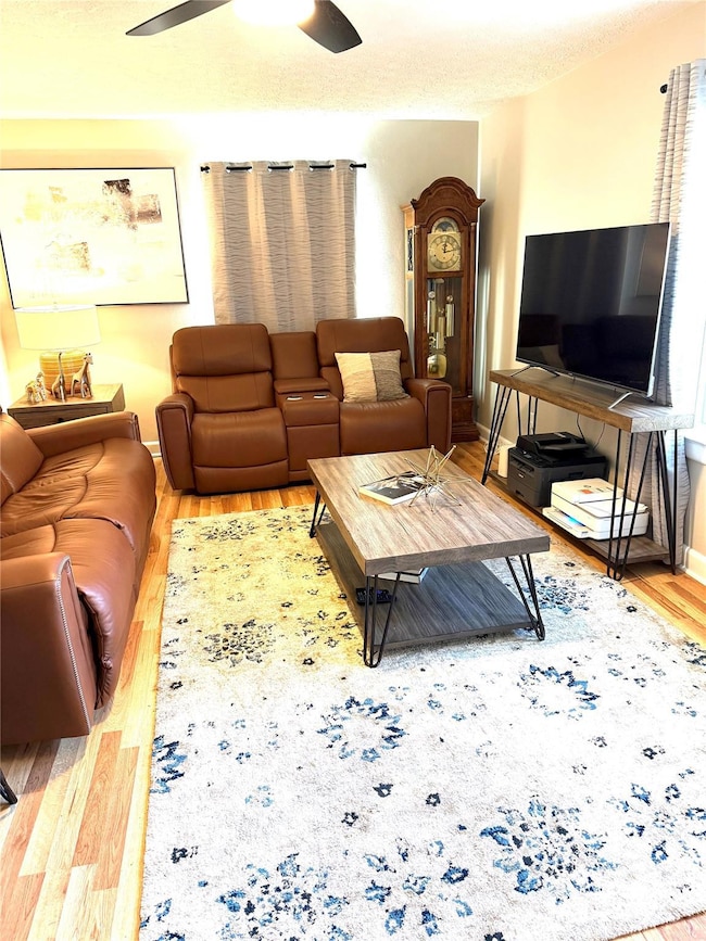 401 Bradshaw Ave, Hendersonville, NC 28792 - photo 7