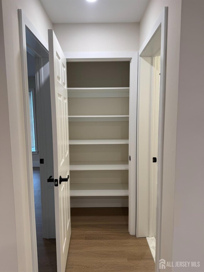 412 W Chestnut Ave, Metuchen, NJ 08840 - photo 5