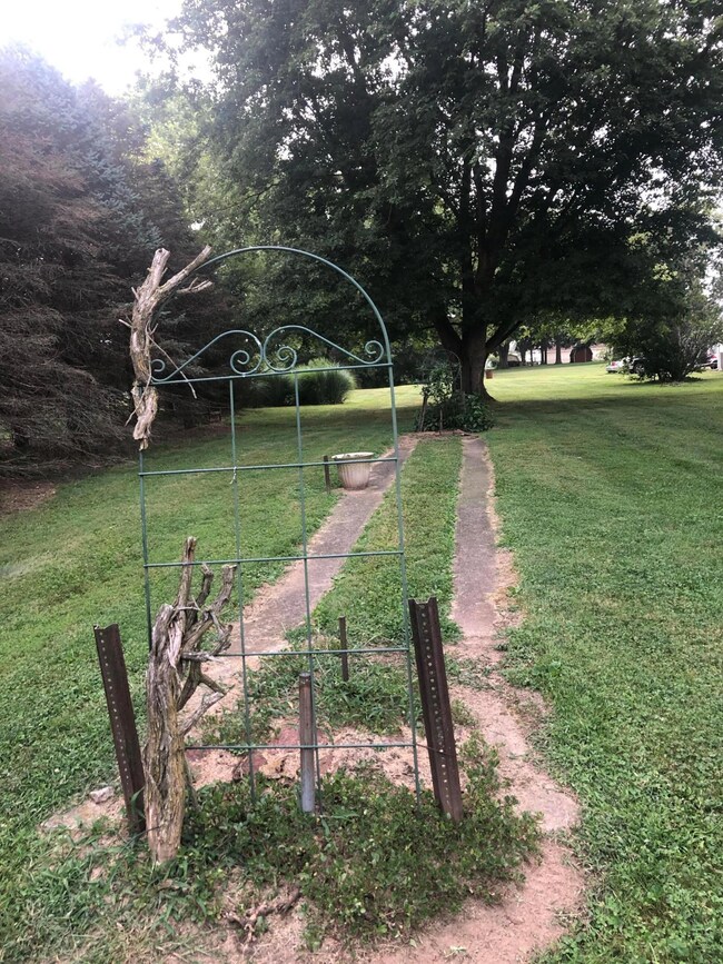 Horseshoe Pit