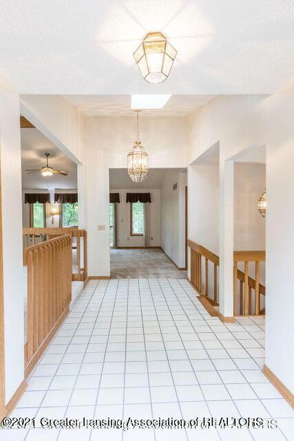 7139 Willow Woods Cir, Lansing, MI 48917 - photo 6