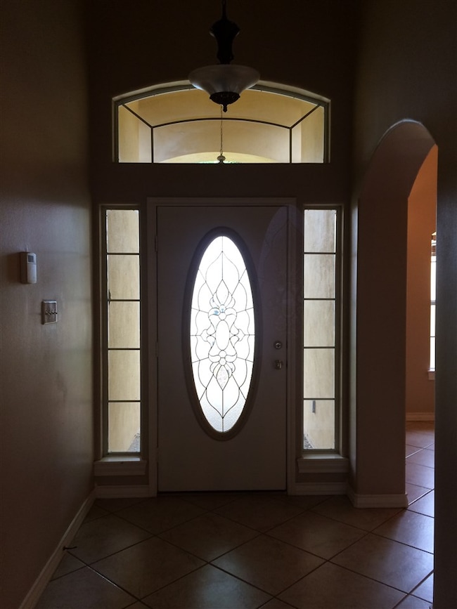 404 Wren Point, Laredo, TX 78045 - photo 2