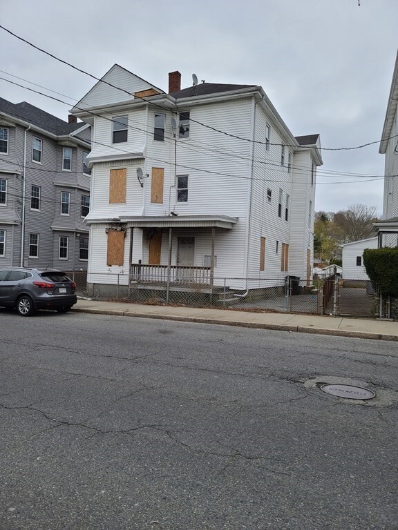 1411 N Main St, Fall River, MA 02720 - photo 2
