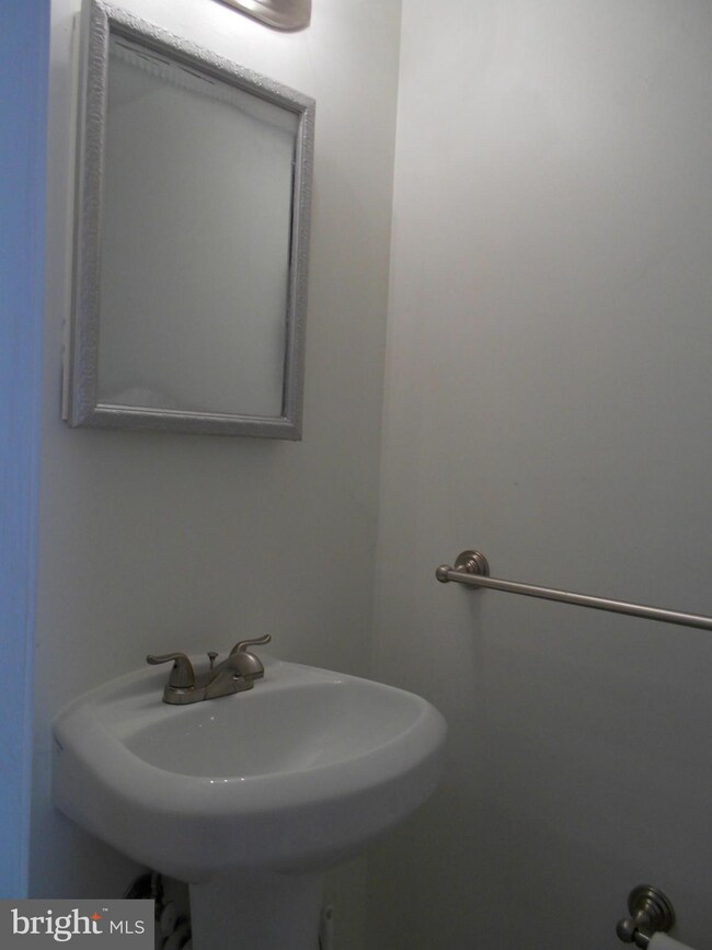 172 Leeds Ct W unit C, Warrenton, VA 20186 - photo 3