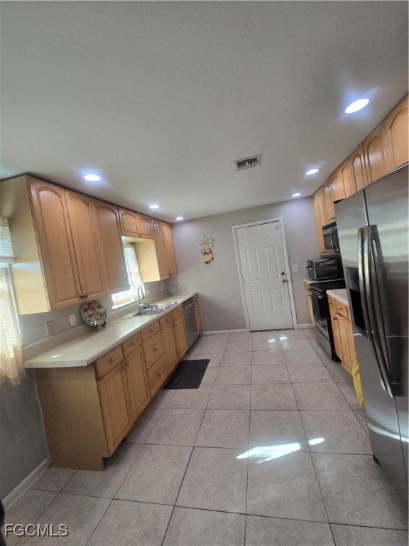 629 NE 15th Ct, Cape Coral, FL 33909 - photo 6