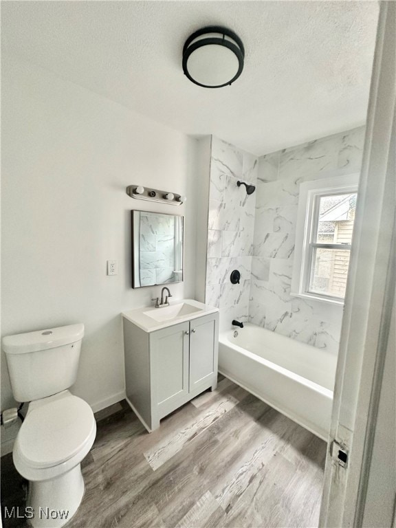 878 E 130th St, Cleveland, OH 44108 - photo 5