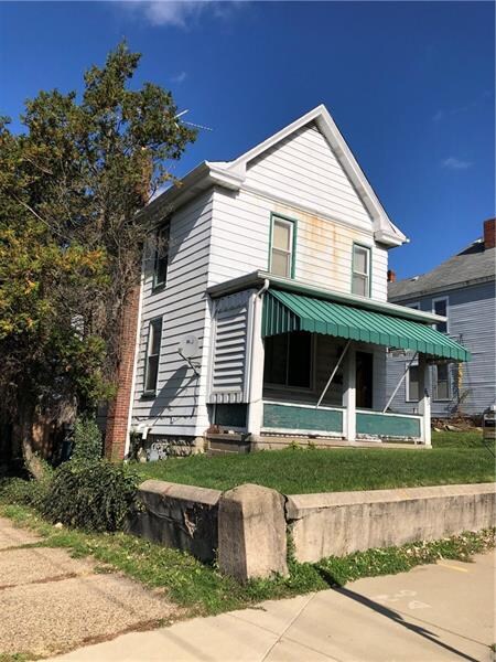 Another view of the front of 695 Broad Street!  Th