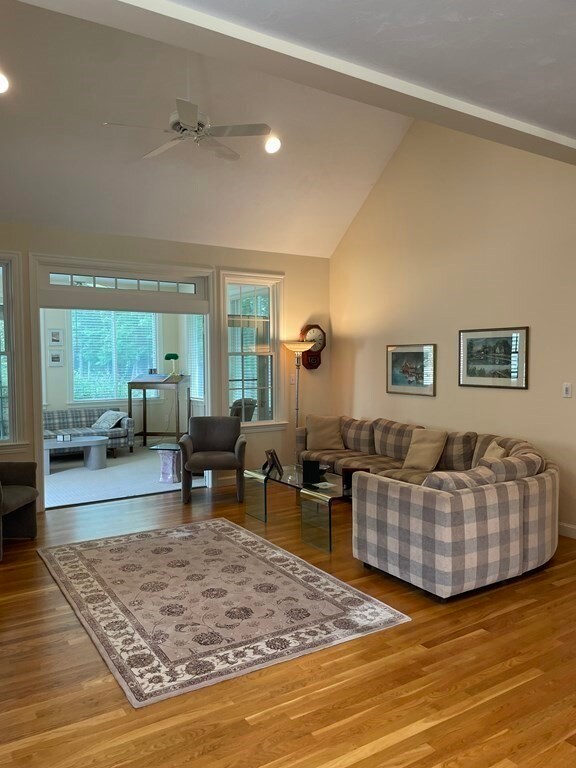 79 Braeburn Ln, Ashland, MA 01721 - photo 4