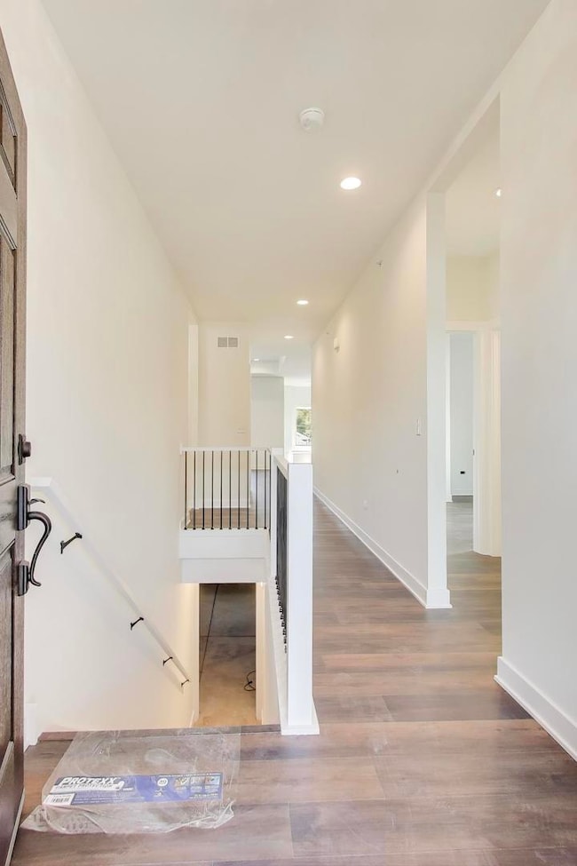 898 N Quentin Rd, Palatine, IL 60067 - photo 4