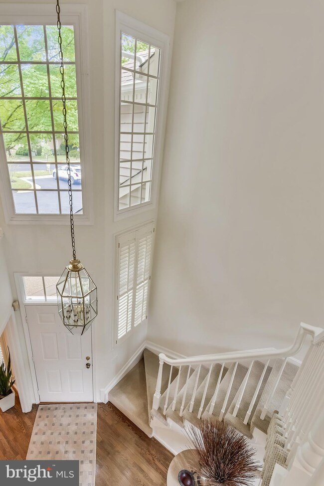 11426 Hollow Timber Ct, Reston, VA 20194 - photo 4