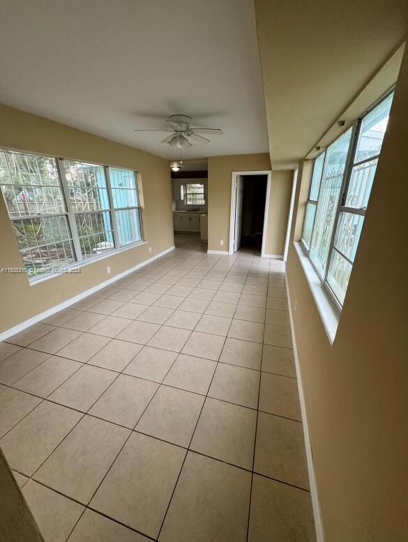 unlisted-address, West Palm Beach, FL 33407 - photo 4