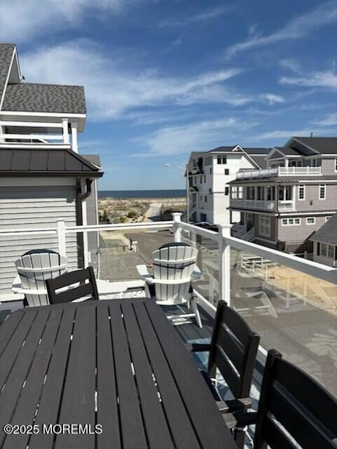 2nd Fl Deck