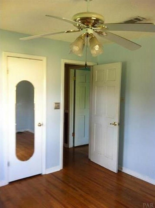 2474 Mustang Dr, Cantonment, FL 32533 - photo 7