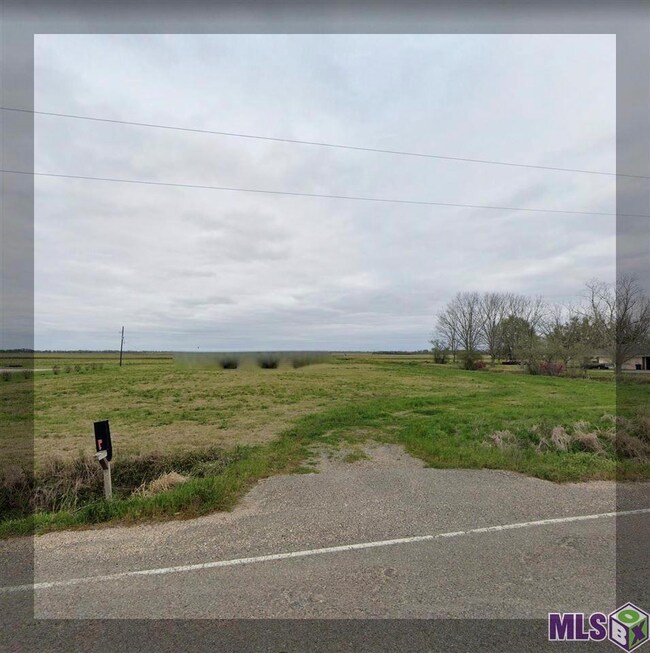 7120 Section Rd, Port Allen, LA 70767 - photo 2