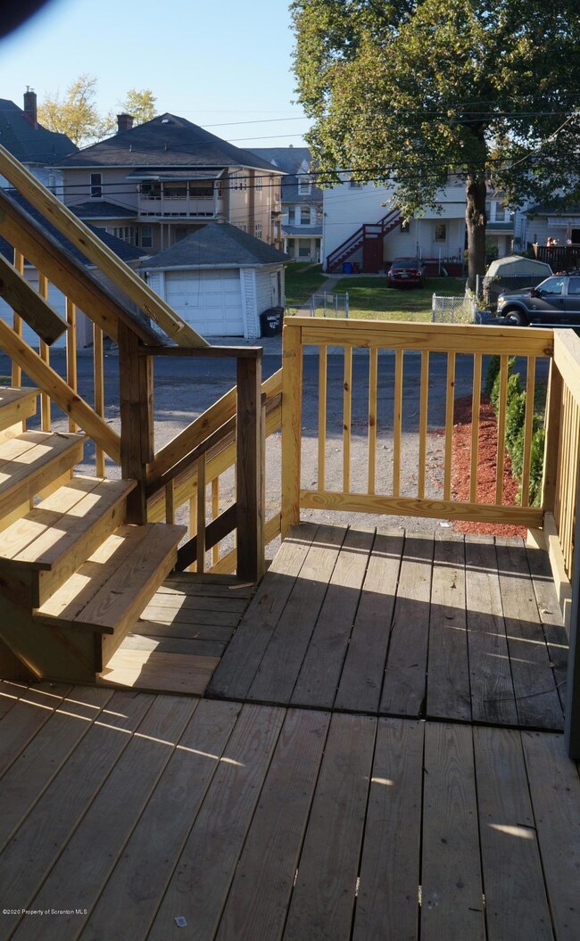 427 Colfax Ave, Scranton, PA 18510 - photo 6