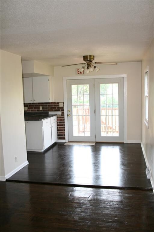 3101 E Douglas Ave, Des Moines, IA 50317 - photo 6