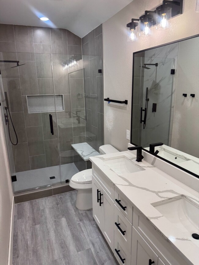 7811 Sandra St unit B, Houston, TX 77016 - photo 6