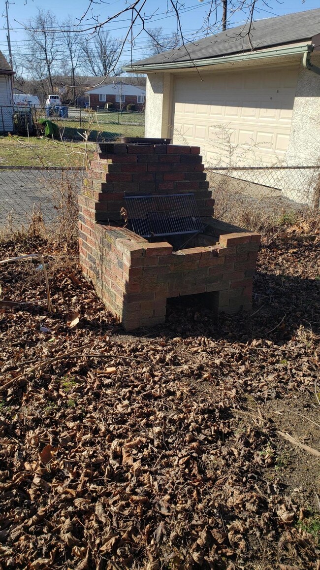 Backyard built in fire pit!