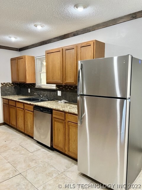 8915 S 200th East Ave, Broken Arrow, OK 74014 - photo 7