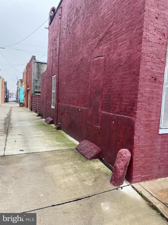 211 N Collington Ave, Baltimore, MD 21231 - photo 4