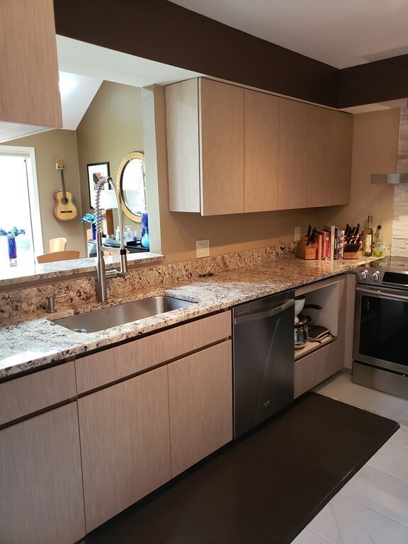 535 South St unit 151B, Fitchburg, MA 01420 - photo 4