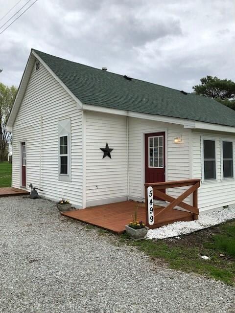 5499 S West St, Fountaintown, IN 46130 - photo 2