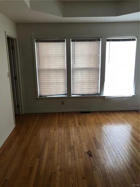 830 W Walnut St unit 10, Allentown, PA 18102 - photo 7