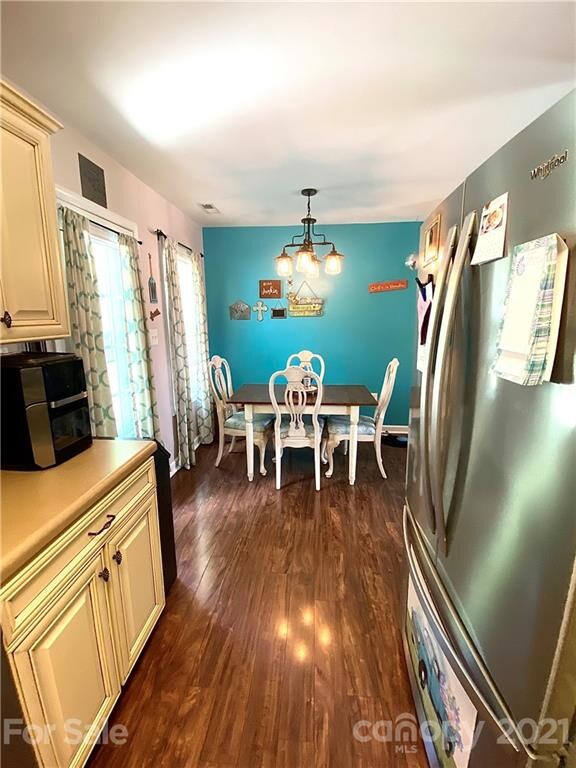 505 Azure Ave, Albemarle, NC 28001 - photo 7