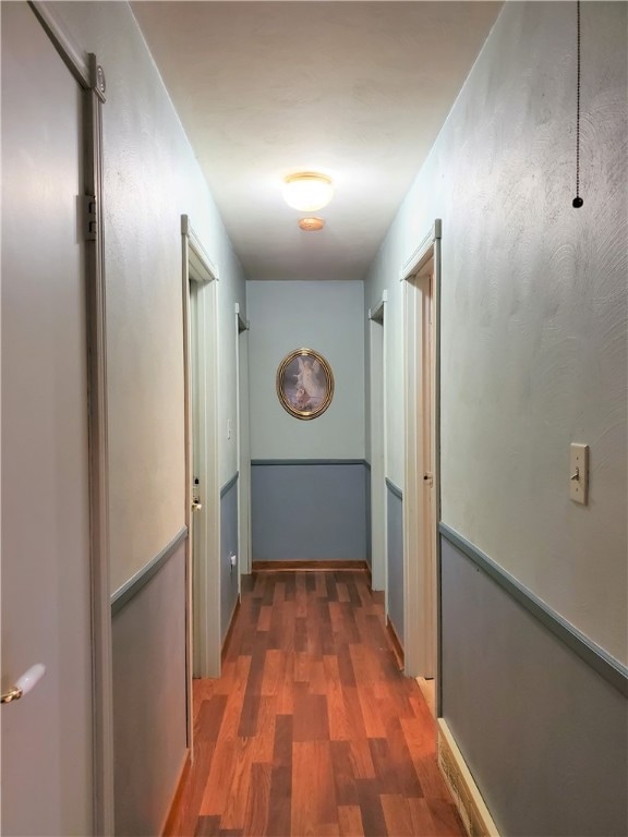 233 Whittier St, Vandergrift, PA 15690 - photo 6