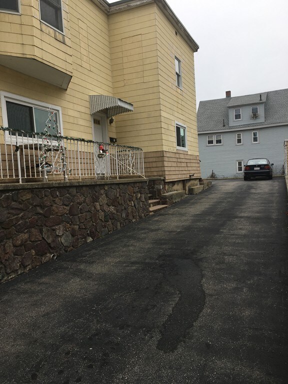 23 Heath St unit 2, Somerville, MA 02145 - photo 5