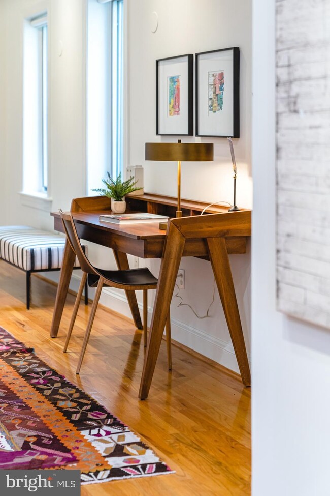 1361 Irving St NW unit 14, Washington, DC 20010 - photo 4