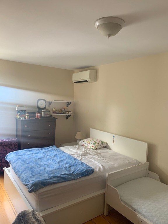 95 Walnut St unit 2, Brookline, MA 02445 - photo 5