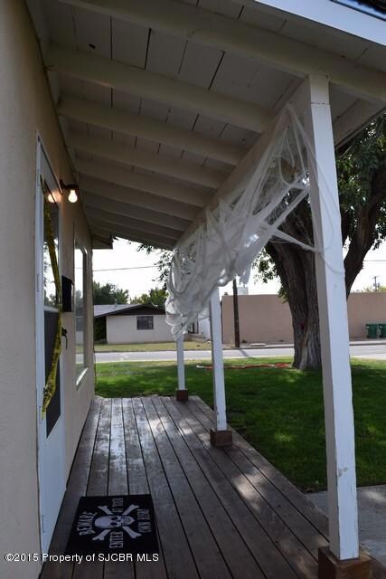 1102 N Wall Porch