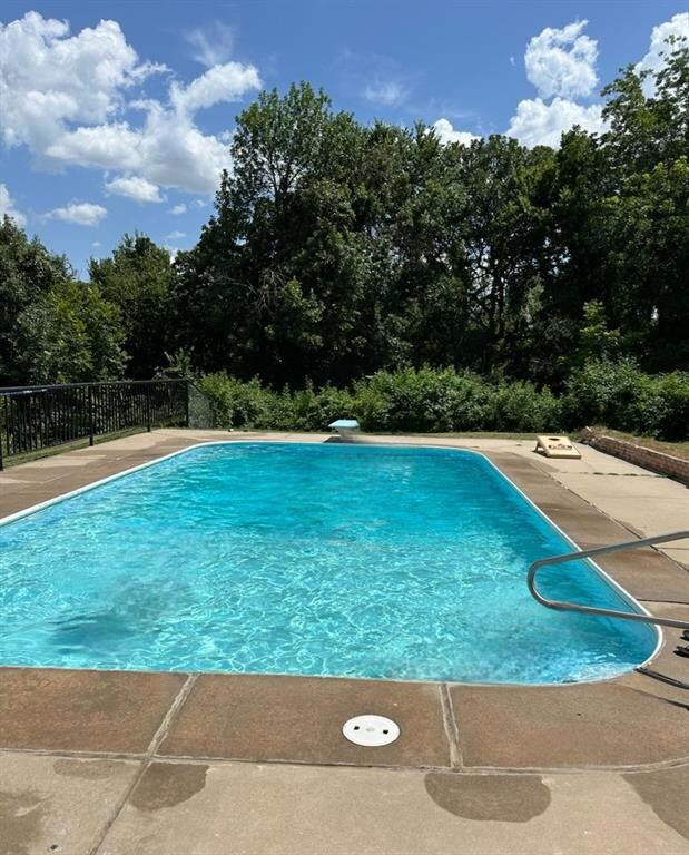 Pool Open