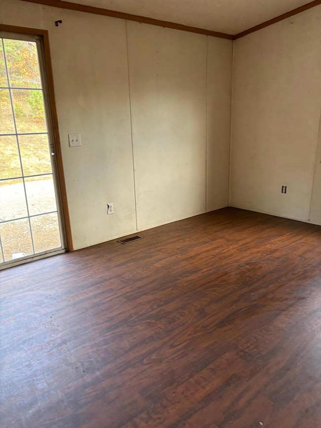 2370 Chestnut Hill Rd, Dandridge, TN 37725 - photo 7