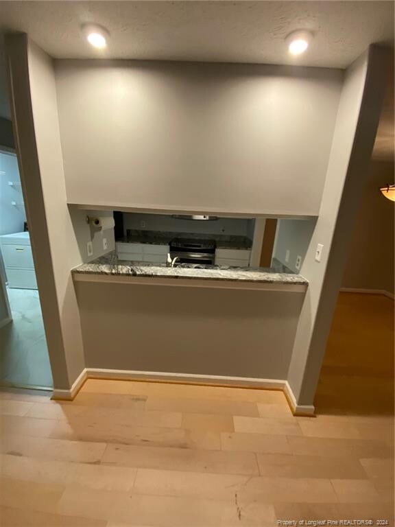 2701 Preston Woods Ln unit 7, Fayetteville, NC 28304 - photo 4