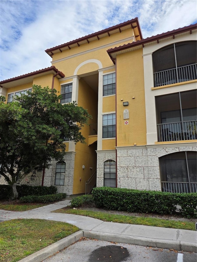 6157 Metrowest Blvd unit 304, Orlando, FL 32835 - photo 2