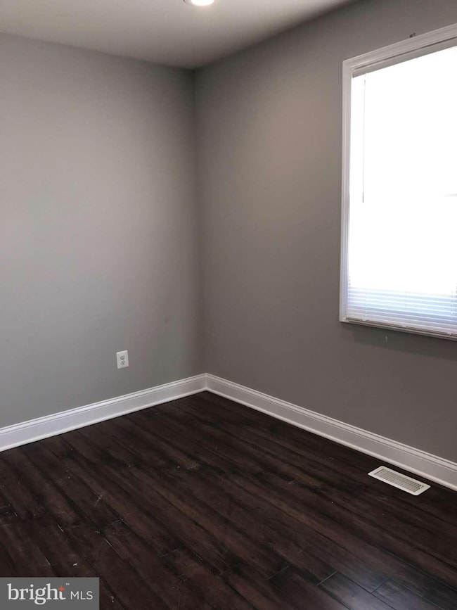 3227 Grace Rd, Sparrows Point, MD 21219 - photo 7