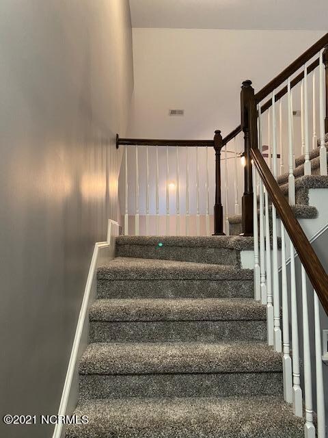 313 Iverleigh Ln, Jacksonville, NC 28540 - photo 4