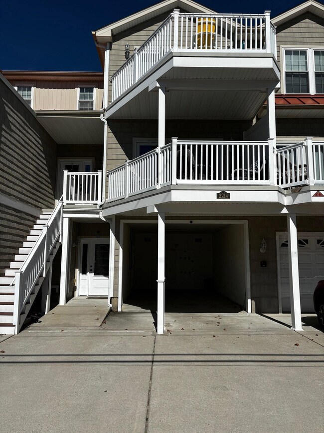 2214 Surf Ave unit 102, Wildwood, NJ 08260 - photo 2