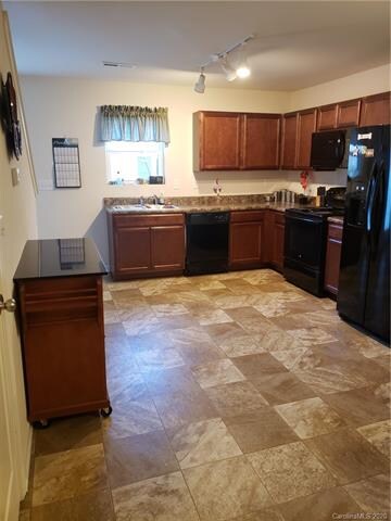 822 Chevelle Dr, Statesville, NC 28677 - photo 6