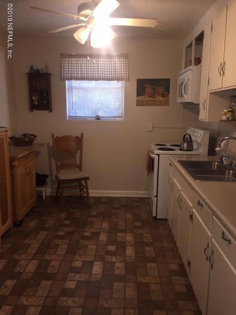 5051 Chadroe Rd, Jacksonville, FL 32210 - photo 4