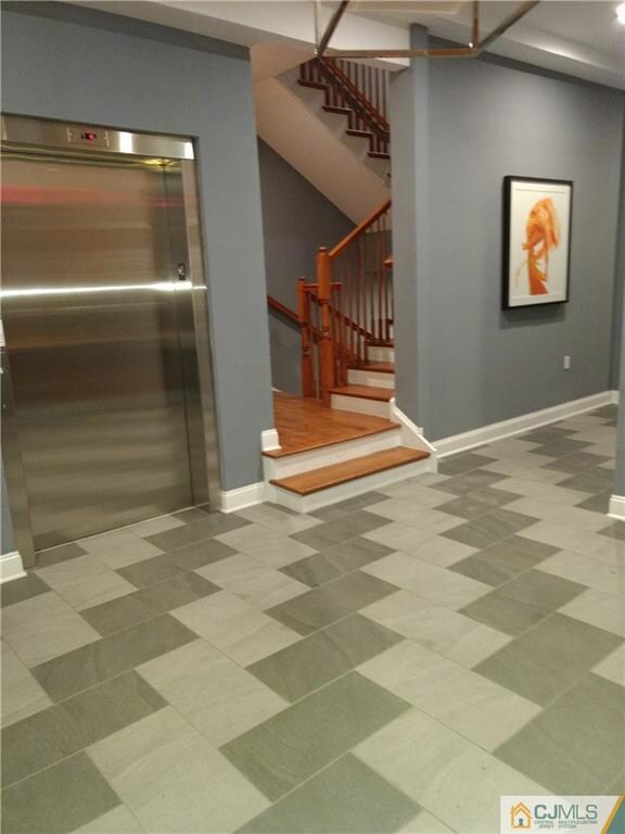 459 Main St unit 6, Metuchen, NJ 08840 - photo 3