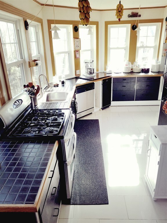 1 Highland St, Woburn, MA 01801 - photo 4