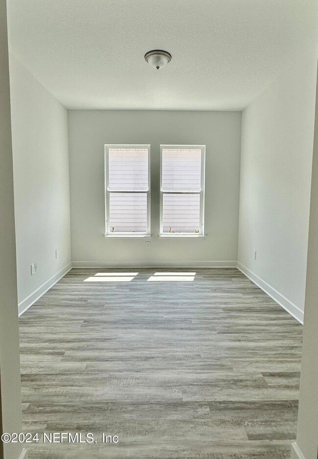 Flex Room