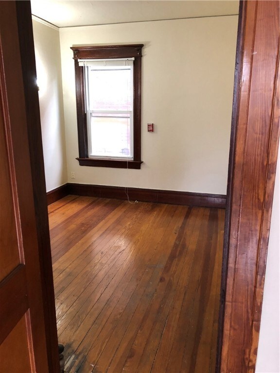 217 Walcott St unit 4, Pawtucket, RI 02860 - photo 6