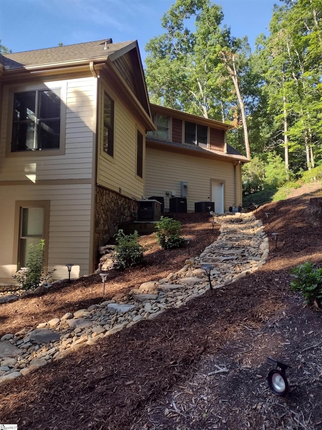 2 Autumn Oak Way, Travelers Rest, SC 29690 - photo 2