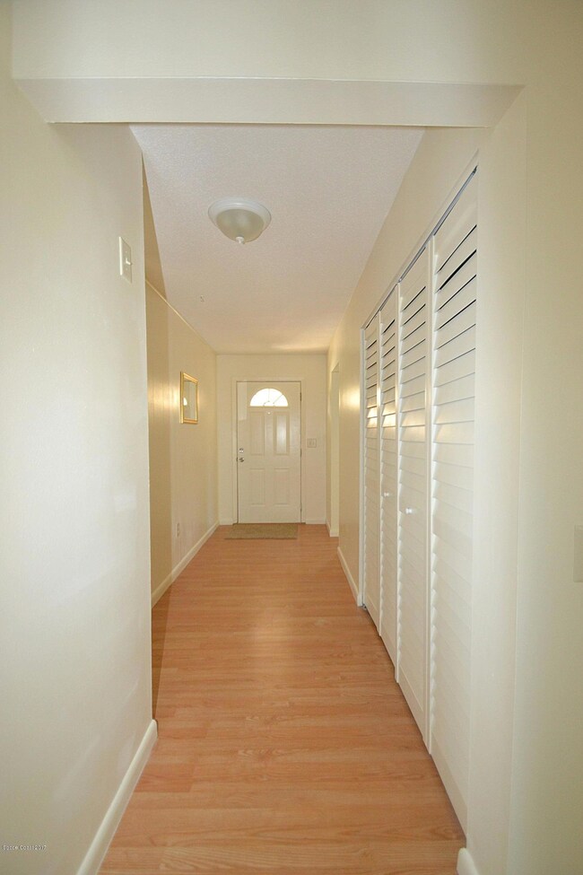 3-EntranceHallway