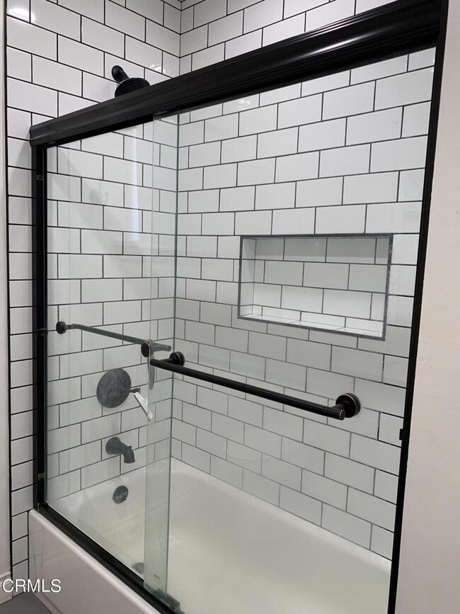 78010713-3CD7-4D9E-B8C9-5D689631DF1B