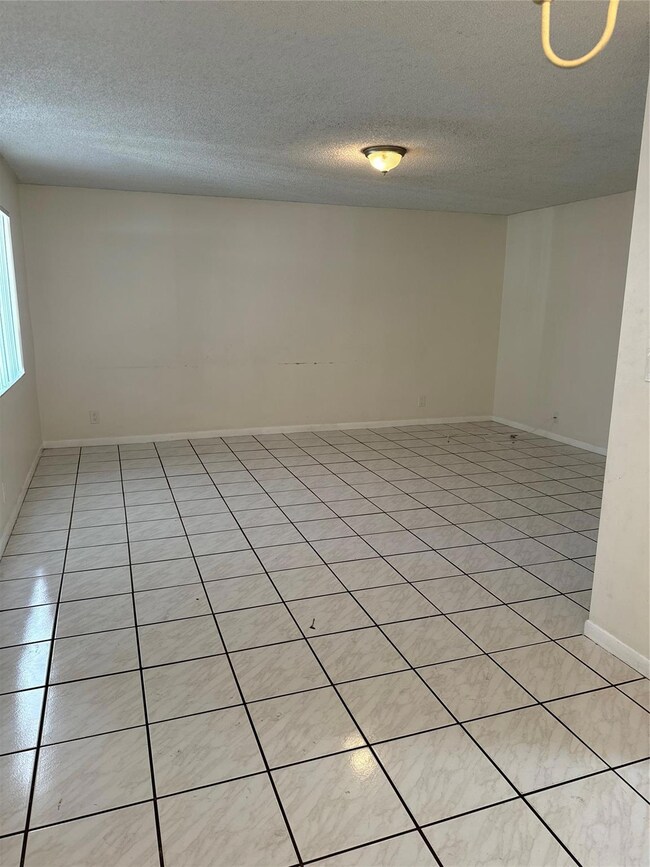 9920 NW 68th Place unit 210, Tamarac, FL 33321 - photo 3