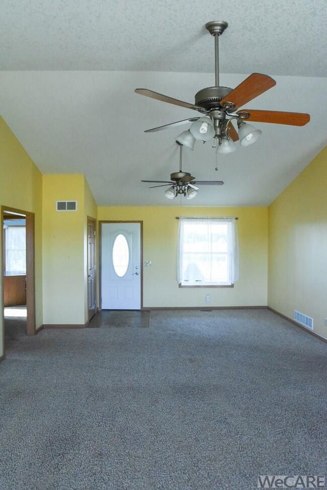 16030 Middle Pike, Wapakoneta, OH 45895 - photo 6